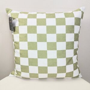 Avante Premium Decorative Pillow 18x18 Home Decor Check Checkered Green Pillows